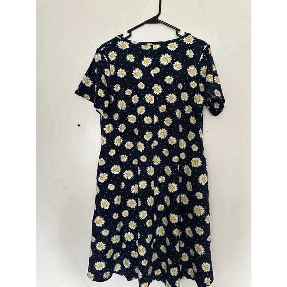 Zennilo Daisy Floral Navy Dress L Pockets New - Picture 2 of 5